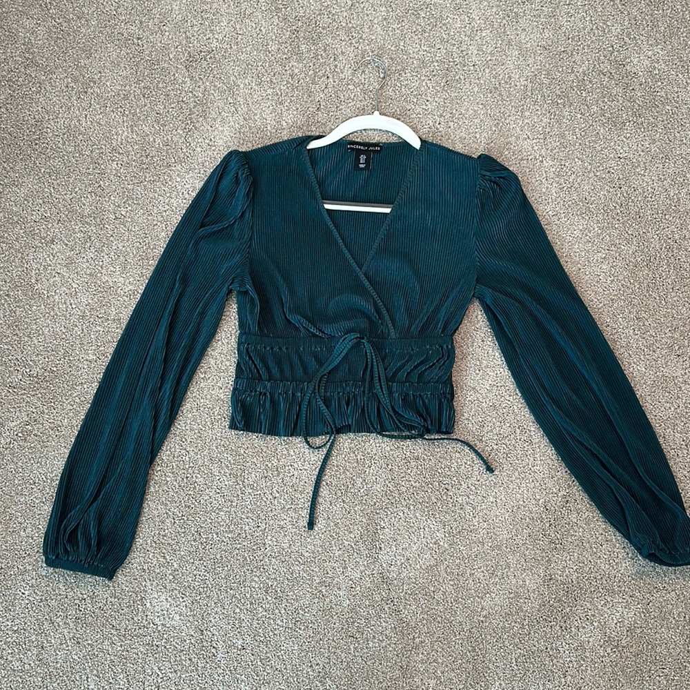 Sincerely Jules top - Picture 1 of 3